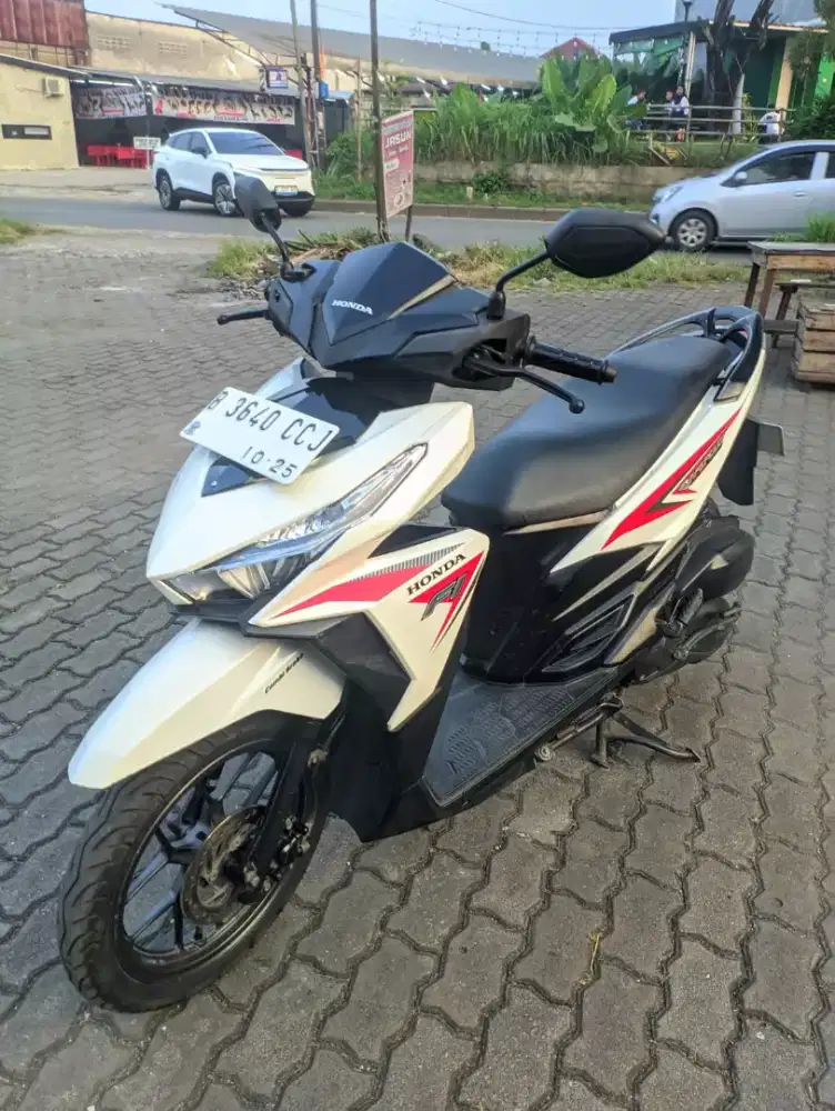 VARIO 2015 LENGKAP MULUS