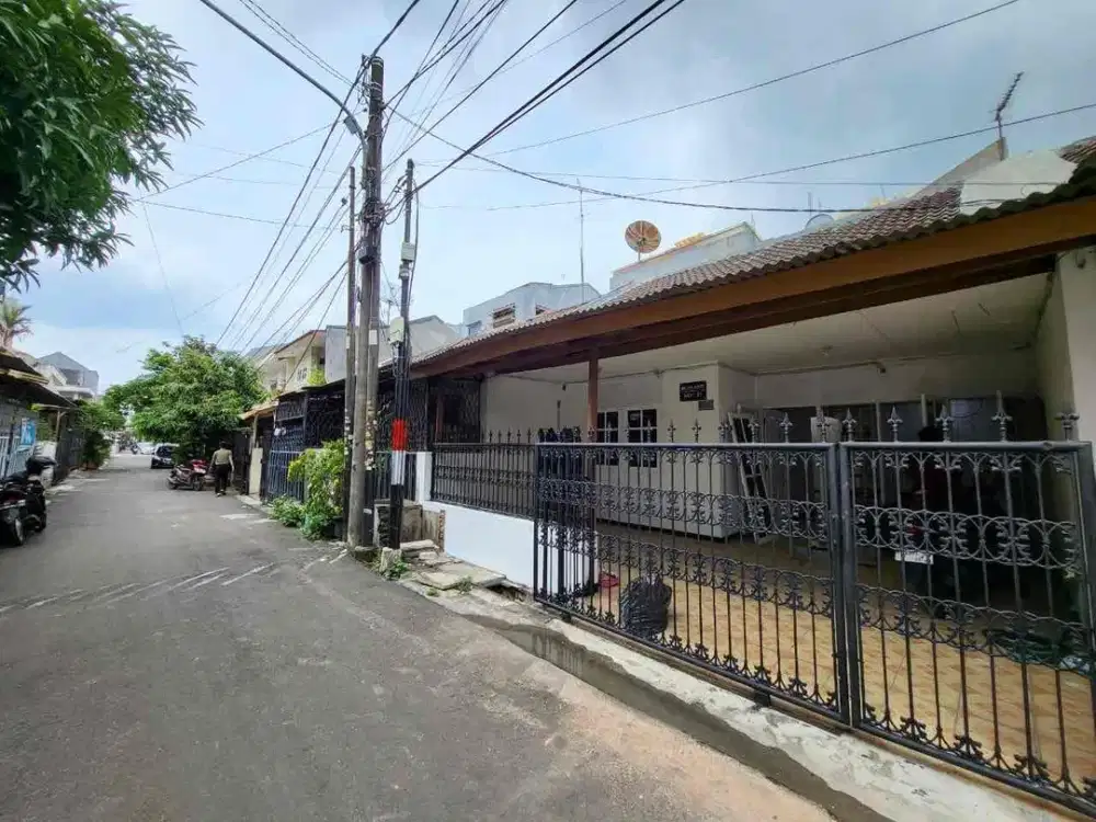 Disewakan Rumah 1.5 Lantai Baru Renovasi Bersih Agung Utara Sunter Satya Negara Bebas Banjir