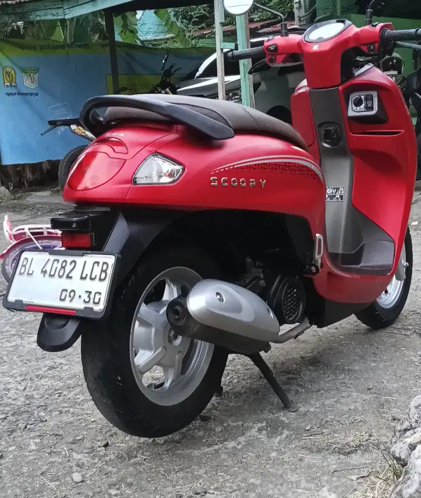 Butuh uang jual Honda Scoopy masih bagus