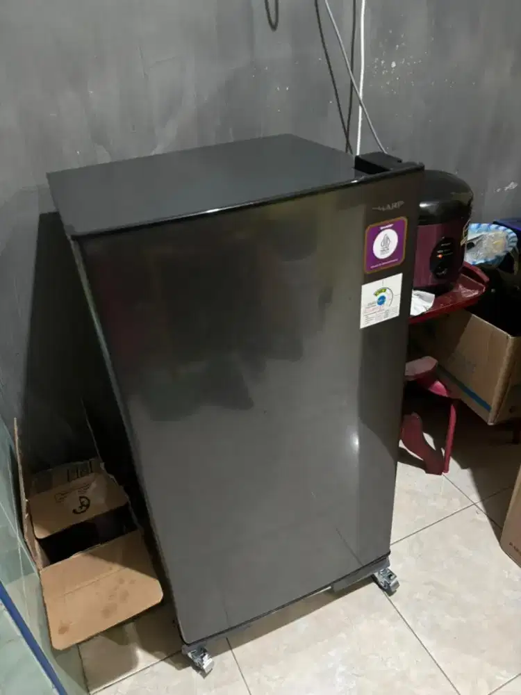 SHARP Kulkas 1 Pintu 133 Liter SJ162N