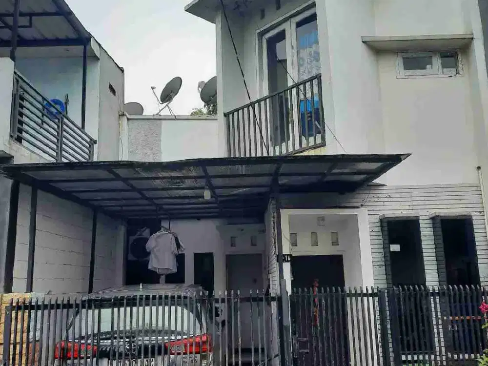 Dijual via lelang rumah di De Alamuda Residen Balasklumprik Wiyung Surabaya barat