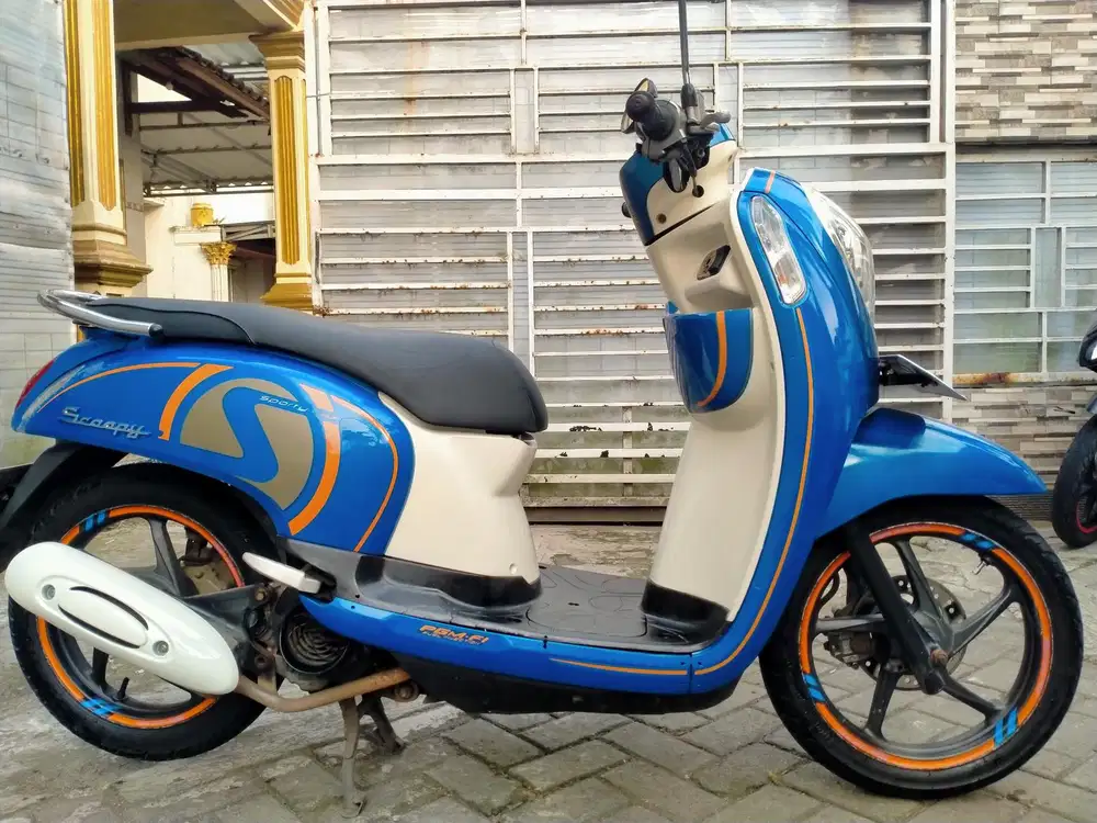 Honda Scoopy FI lengkap motor sehat walafiat kterangan detail dibawah