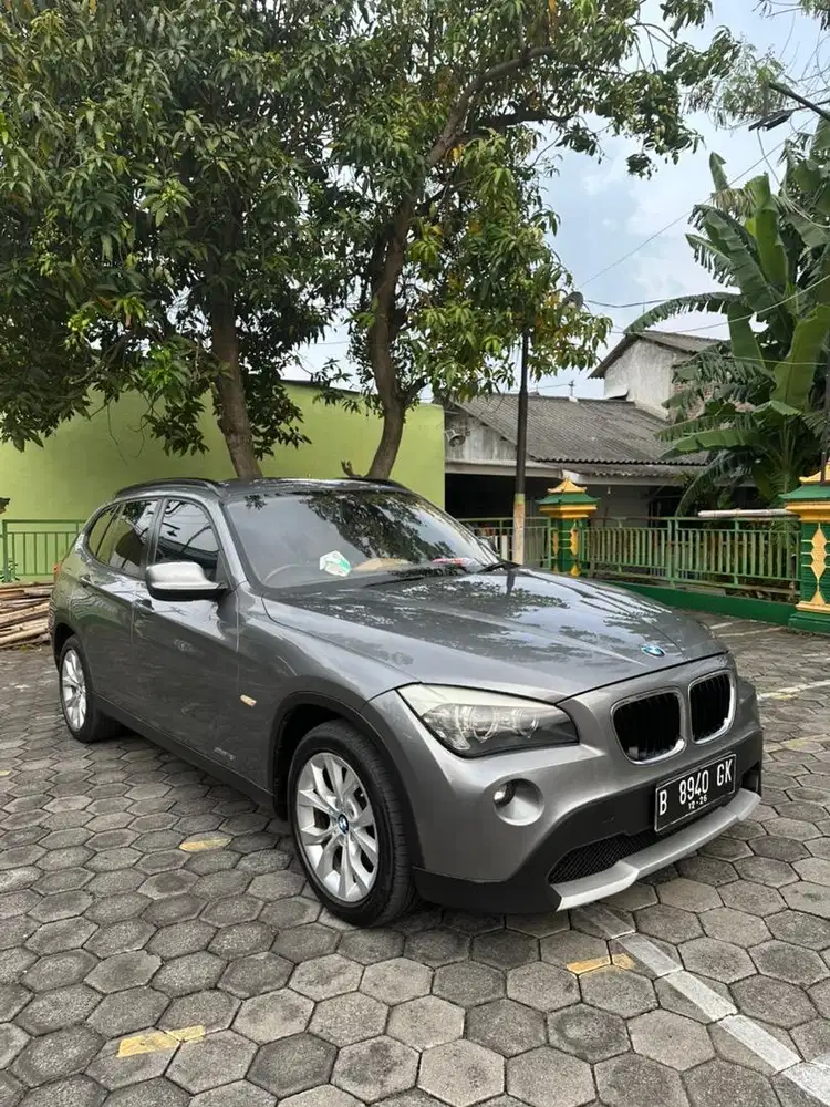 BMW X1 2.0 SDRIVE18i EXECUTIVE TIPE TERTINGGI PEMAKAIAN PRIBADI MULUS