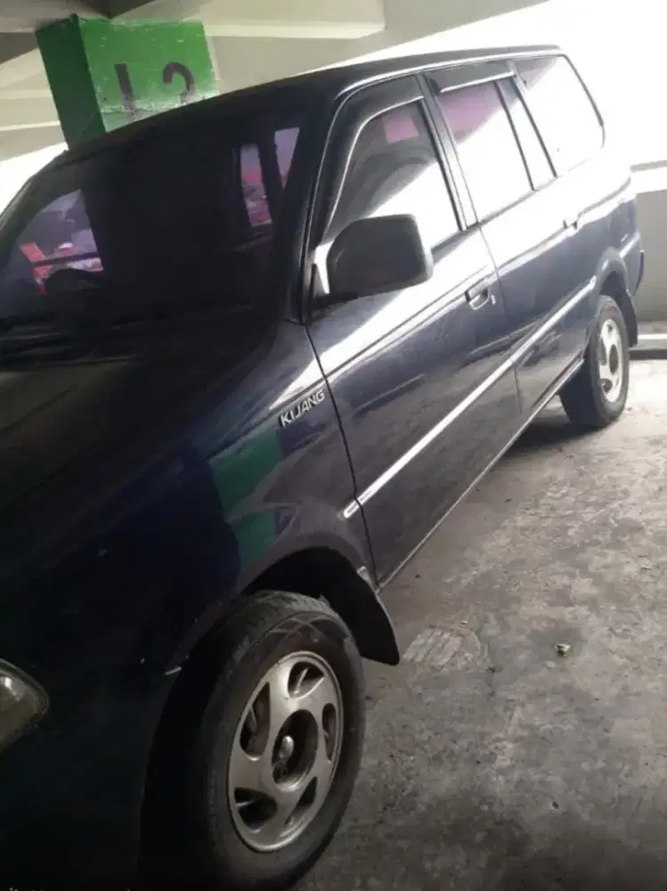 TOYOTA KIJANG KF 83