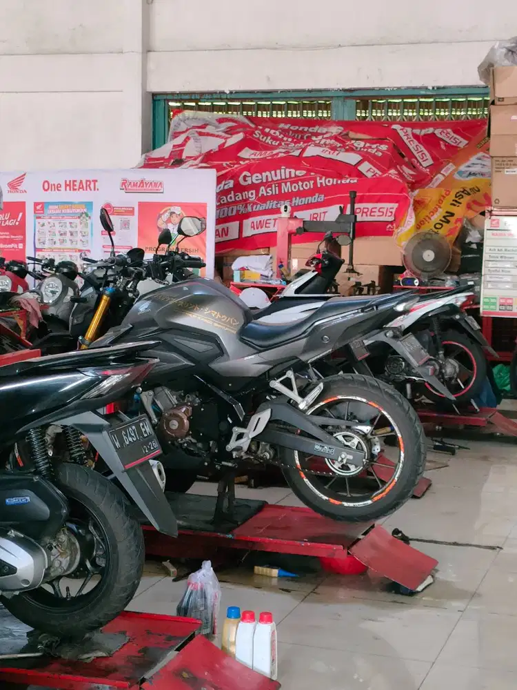 CB 150 R STREET FIGHTER 2022