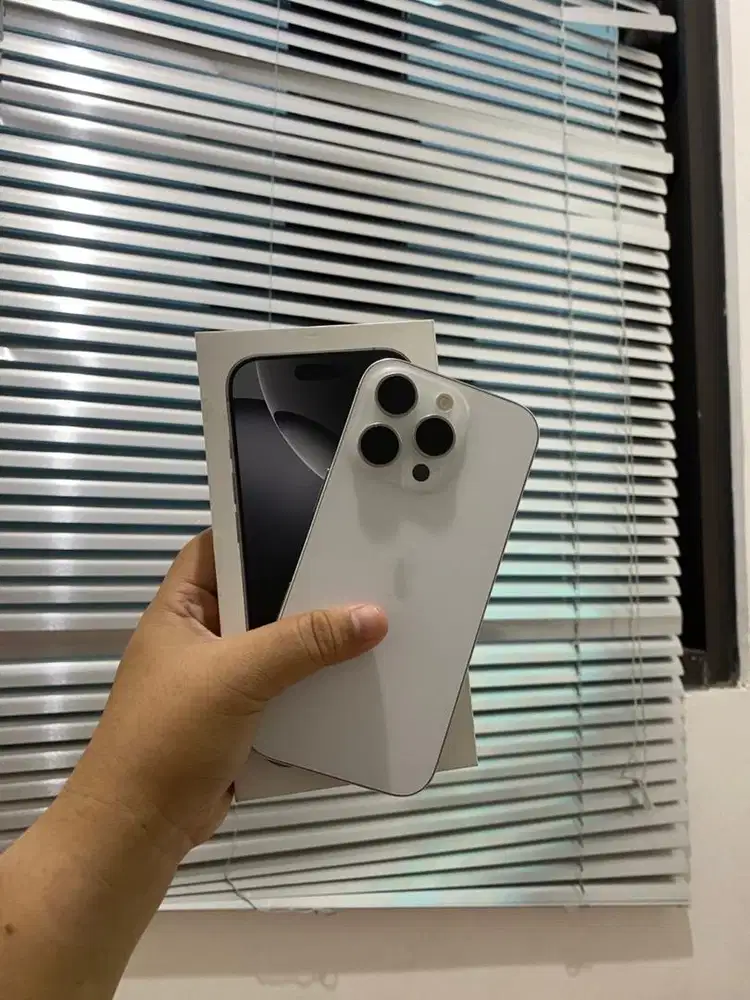 iPhone 16 Pro 128gb iBox