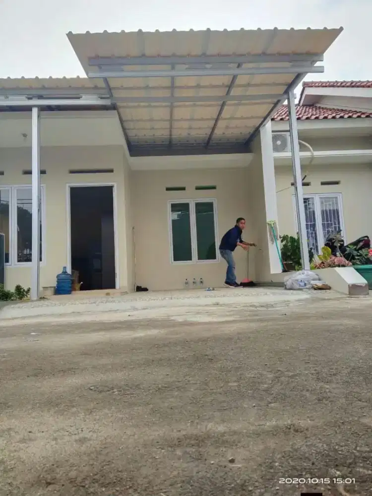 Kanopi baja ringan minimalis
