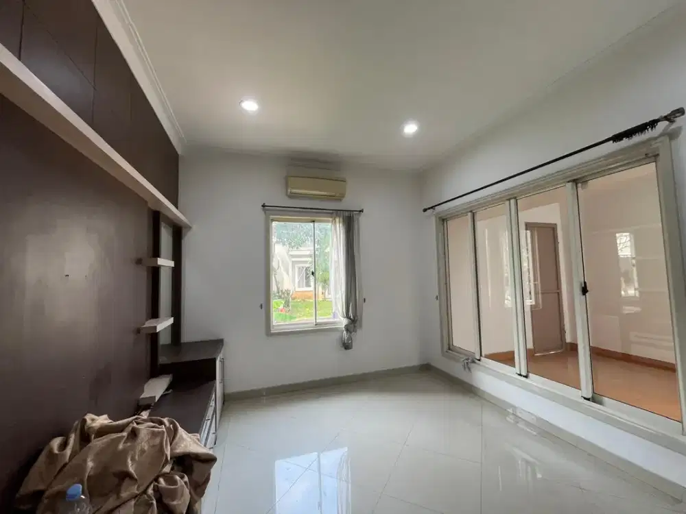 Jual rumah chalcedony pondok hijau golf posisi hoek gading serpong