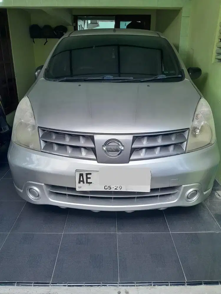 Dijual Nissan Grand Livina 1.5 XV 2009 - Siap Pakai & Nyaman