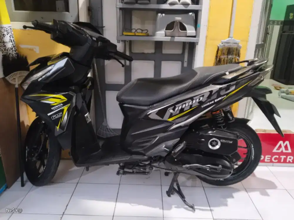 vario 125 2016 led