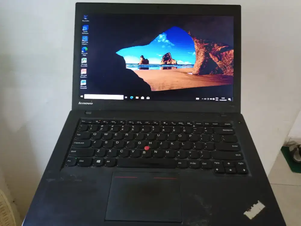 Laptop lenovo t410i i5 ram 8gb ssd 256gb ngebut