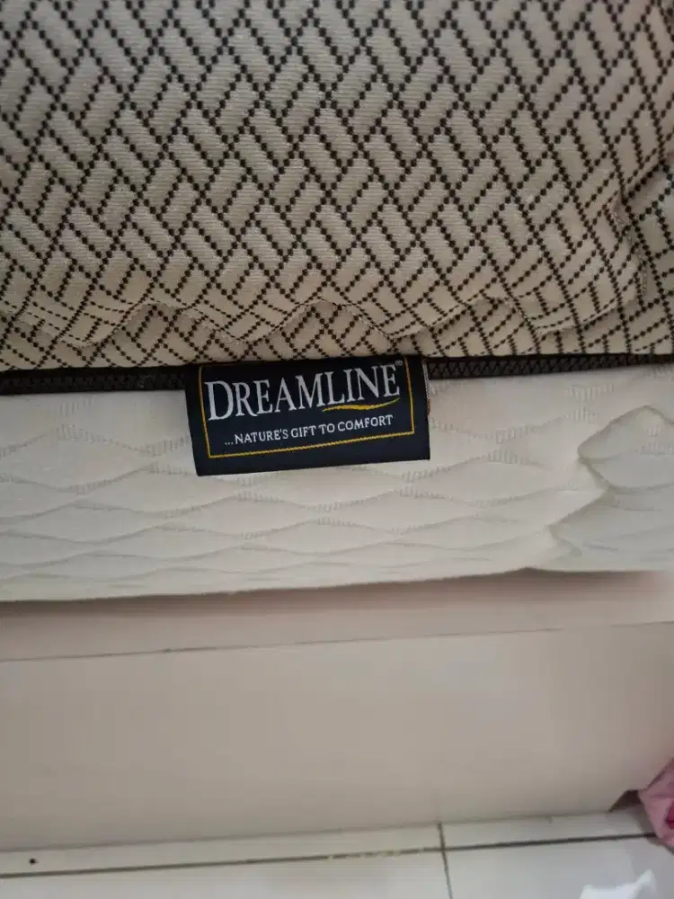 Spring Bed Dreamline 120 x 200 masih garansi