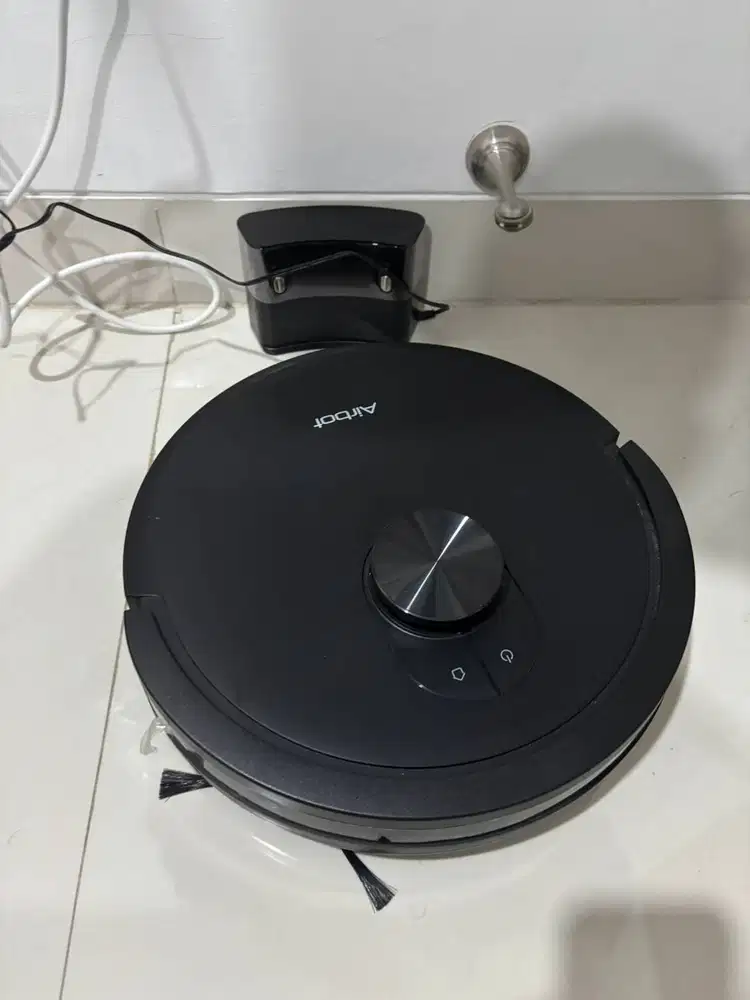 Airbot S9 Ultra Robot Vacuum Second Like New