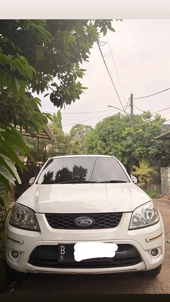 Ford Escape 2011 Bensin