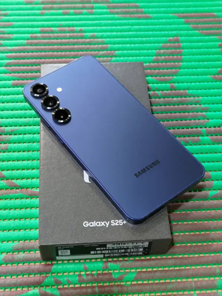 Samsung s25 plus 5g 12/256 gb