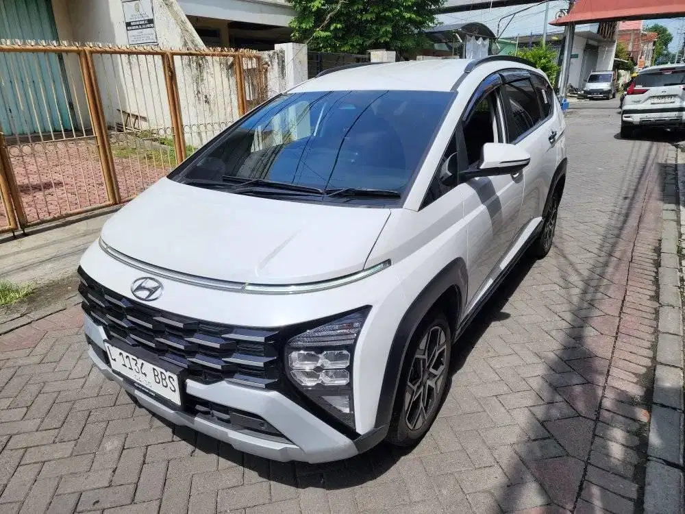 HYUNDAI STARGEZER X PRIME MATIC 2025 PUTIH SURABAYA