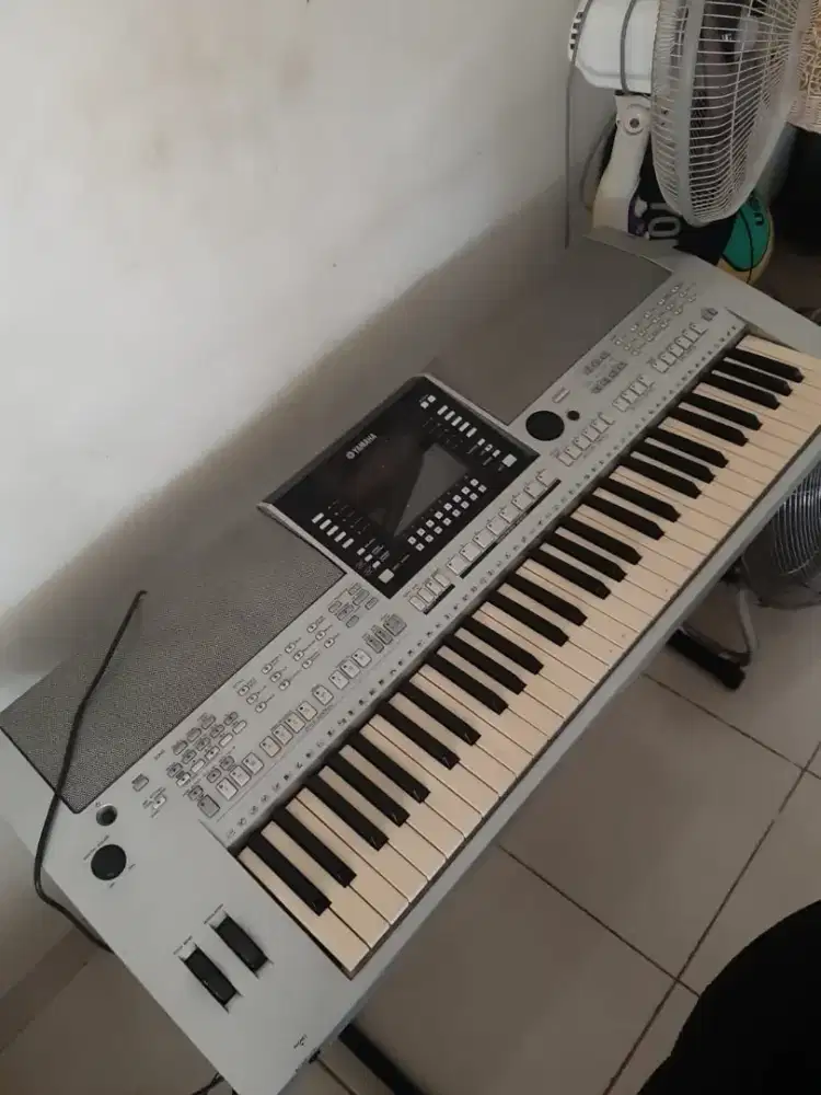 Keyboard Yamaha PSR S910