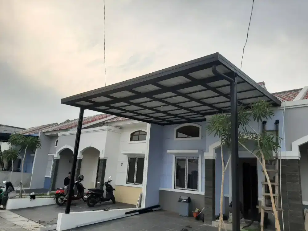 Kanopi baja ringan