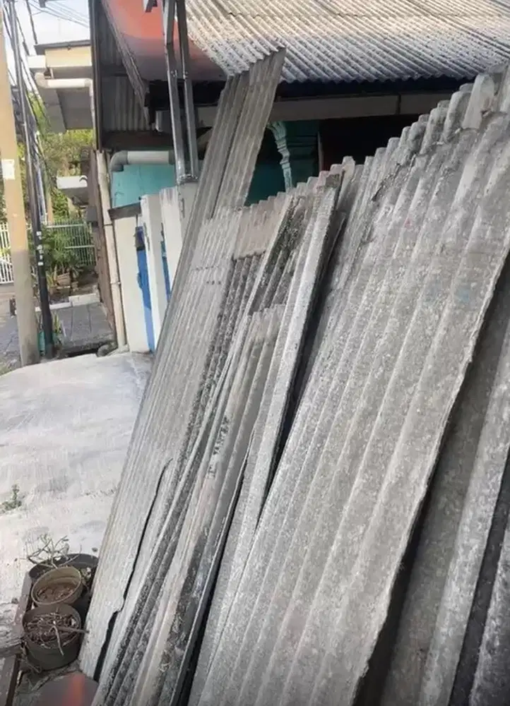 Asbes bekas bongkaran