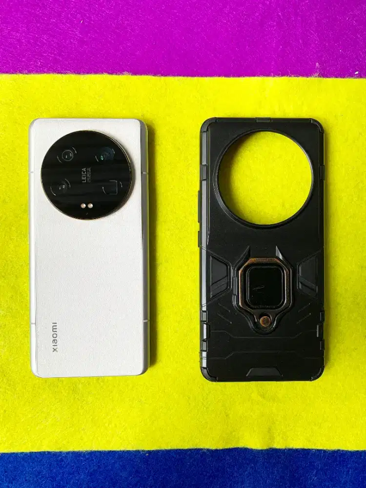 Xiaomi 13 ultra Beacukai 12+12/256.minus baca deskripsi.harga net