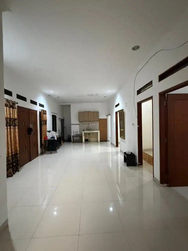 Di Kontrakan Rumah di Dalam Komplek Wisma Kusuma Indah Pd. g