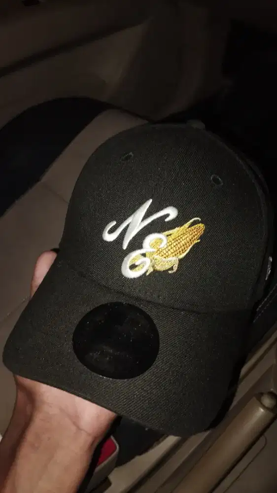 topi new era original