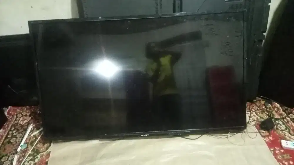 Tv lcd Sony 60 inchi
