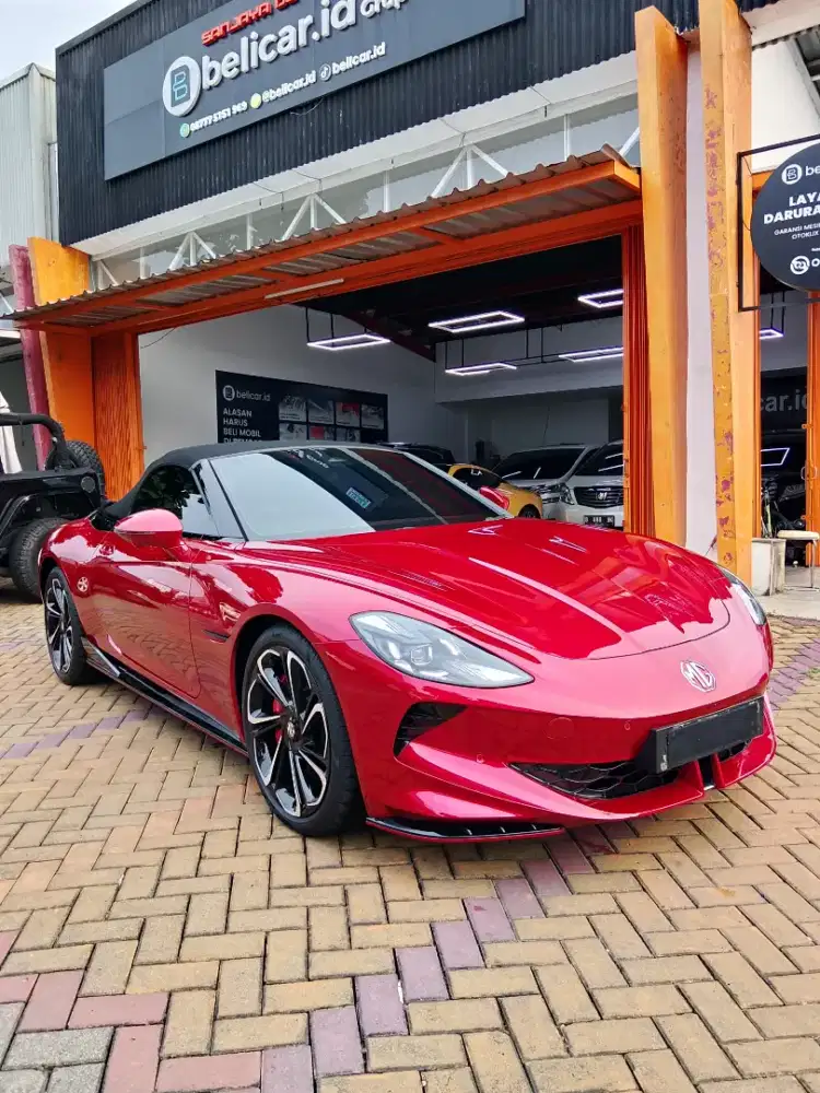 MG Cyberster 2024 EV cabriolet