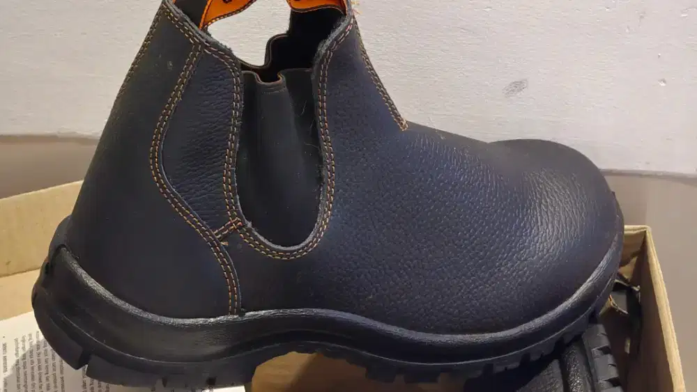 Sepatu Safety Krusher Nevada Hitam
