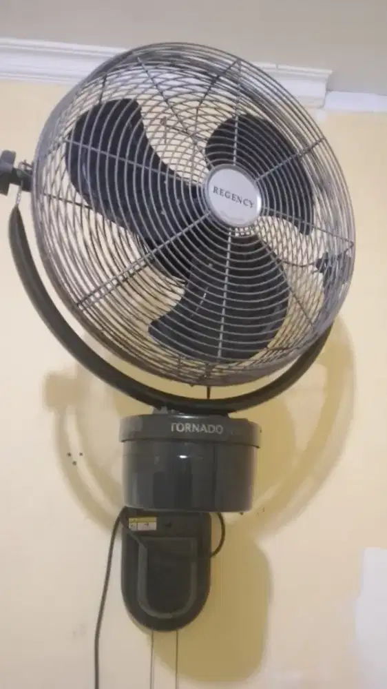 Kipas angin Regency Turbo Fan 20 inch