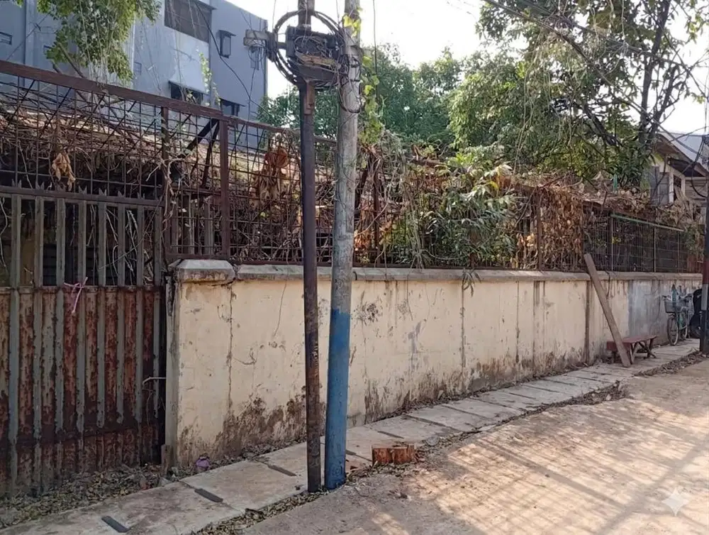 Jual Cepat BU Rumah Tua Hitung Tanah di Jelambar