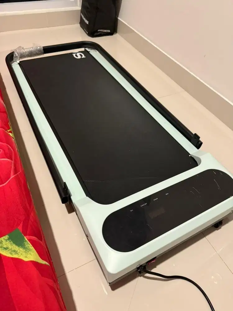Treadmill walking pad