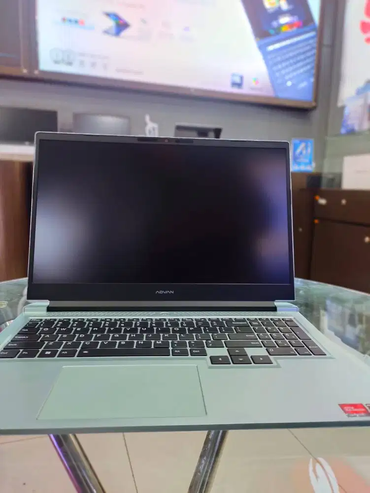 Advan Pixwar – Laptop Gaming Lokal, Performa Gahar, Touch screen