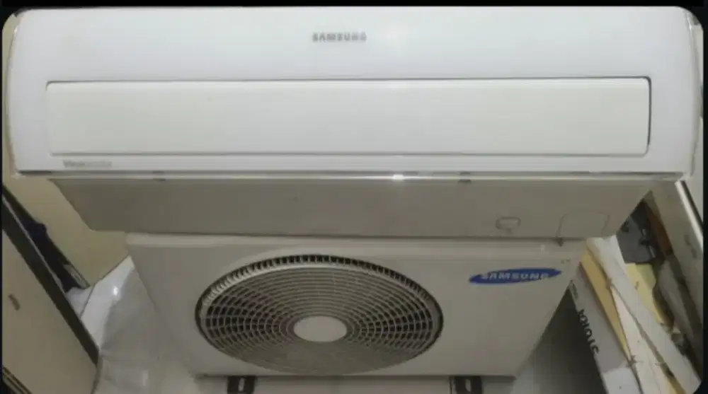 Jual ac Samsung 1/2pk lowwat320 watt kondisi 95% ori semua