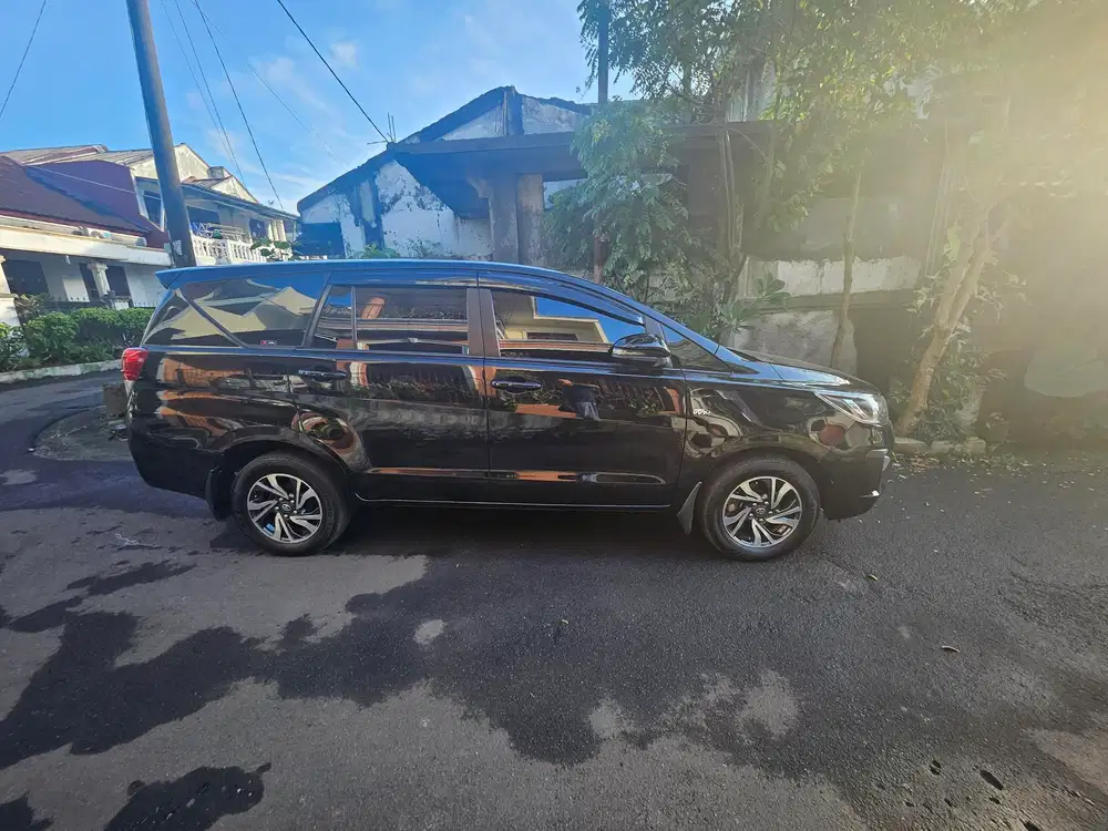 Toyota Kijang Innova 2022 Bensin