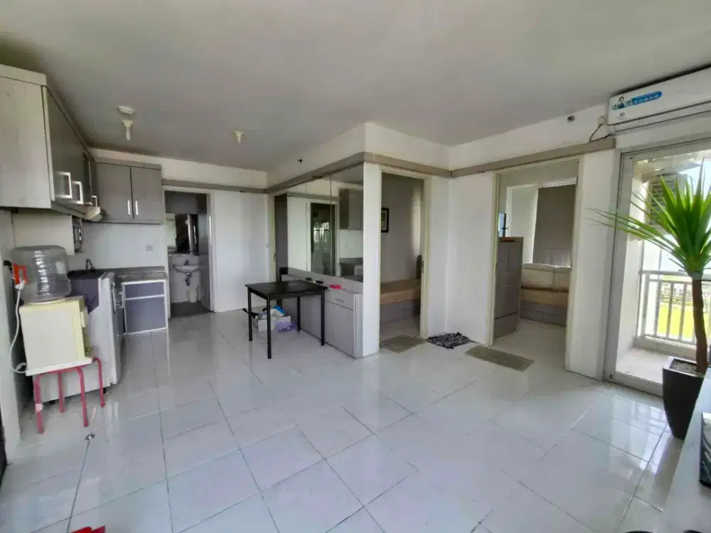 Apartment Eastcoast jual 2BR full furnished siap huni dekat hokky pakuwon city