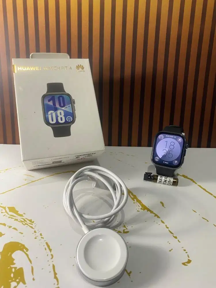 Huawei Watch Fit 4 Ex Cewe Garansi On