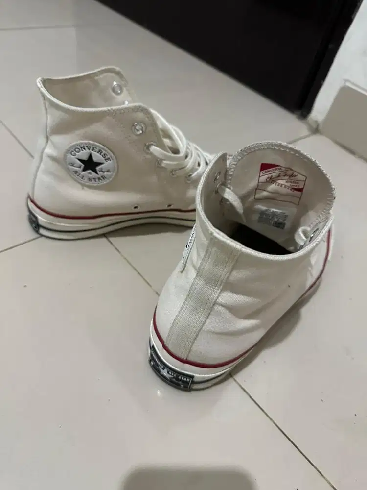 Converse chuck tylor size 42 90%