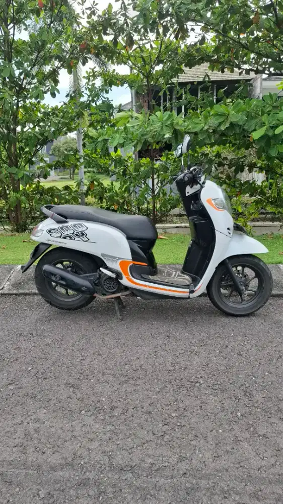MOTOR HONDA SCOPPY ISS 2017
