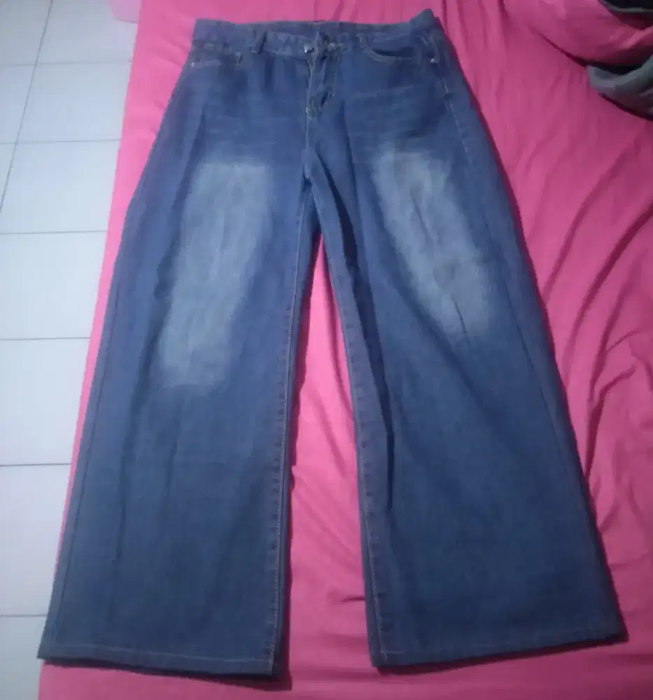 dijual aneka celana jeans dan kain