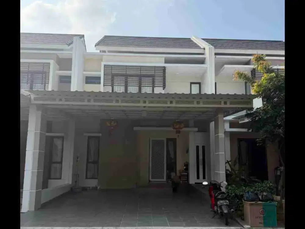 Dijual Murah Rumah Bagus 2,5 lt  di Burgundy Sumarecon  Bekasi