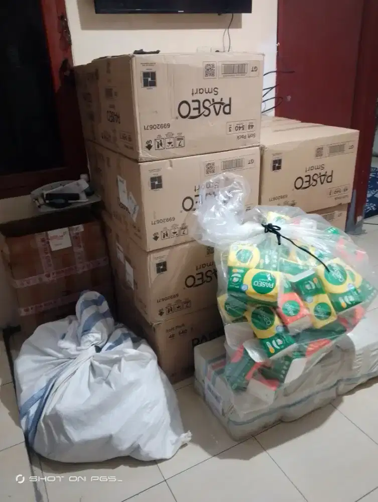 tisu paseo  masih baru ada 5 dus