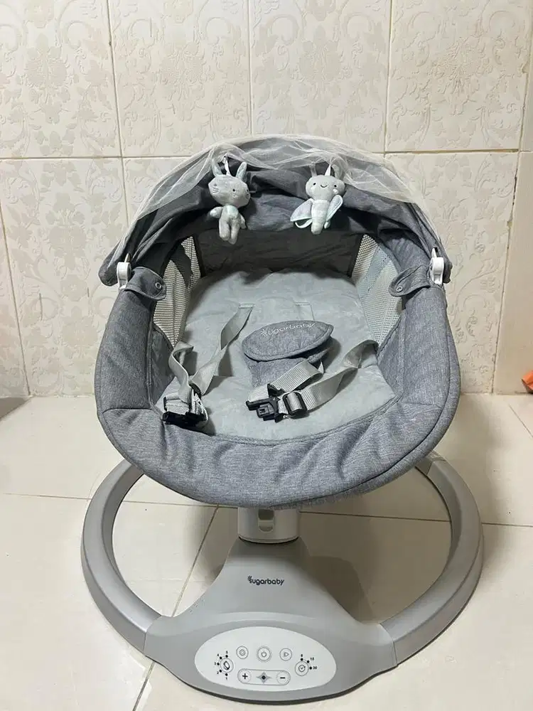 Sugar Baby Hug Me Automatic Baby Swing Bed / Ayunan / Bouncer