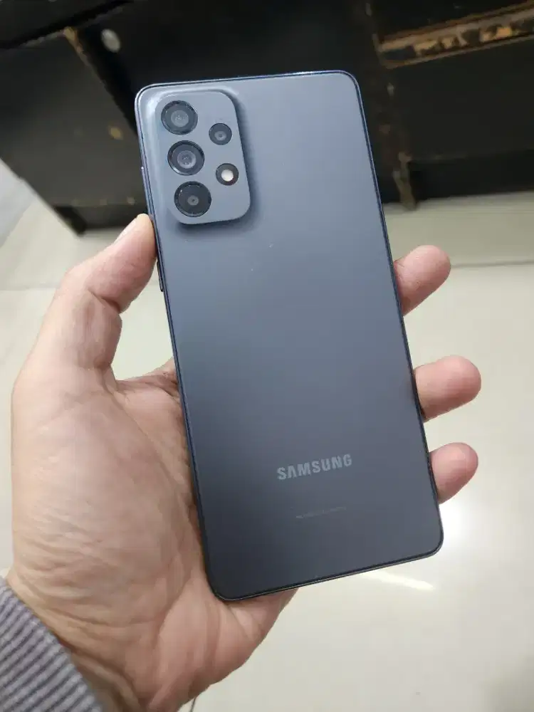 Samsung A73 5g 8/256 resmi Indonesia kondisi mulus standar pemakaian