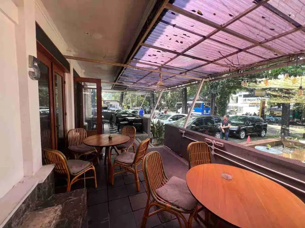 Jual Bangunan Heritage Premium Sayap Dago Dipati Ukur Bandung Cocok Cafe & Coworking