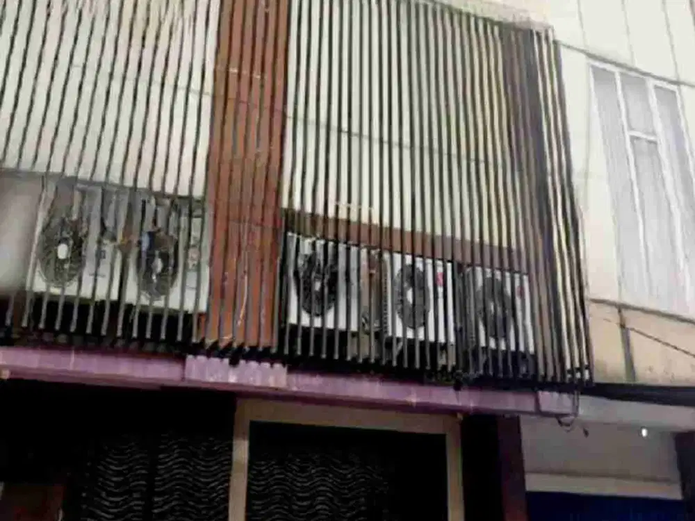 RUKO GOLDEN BOULEVARD 3.5 LANTAI DI JL RAYA SERPONG TANGSEL