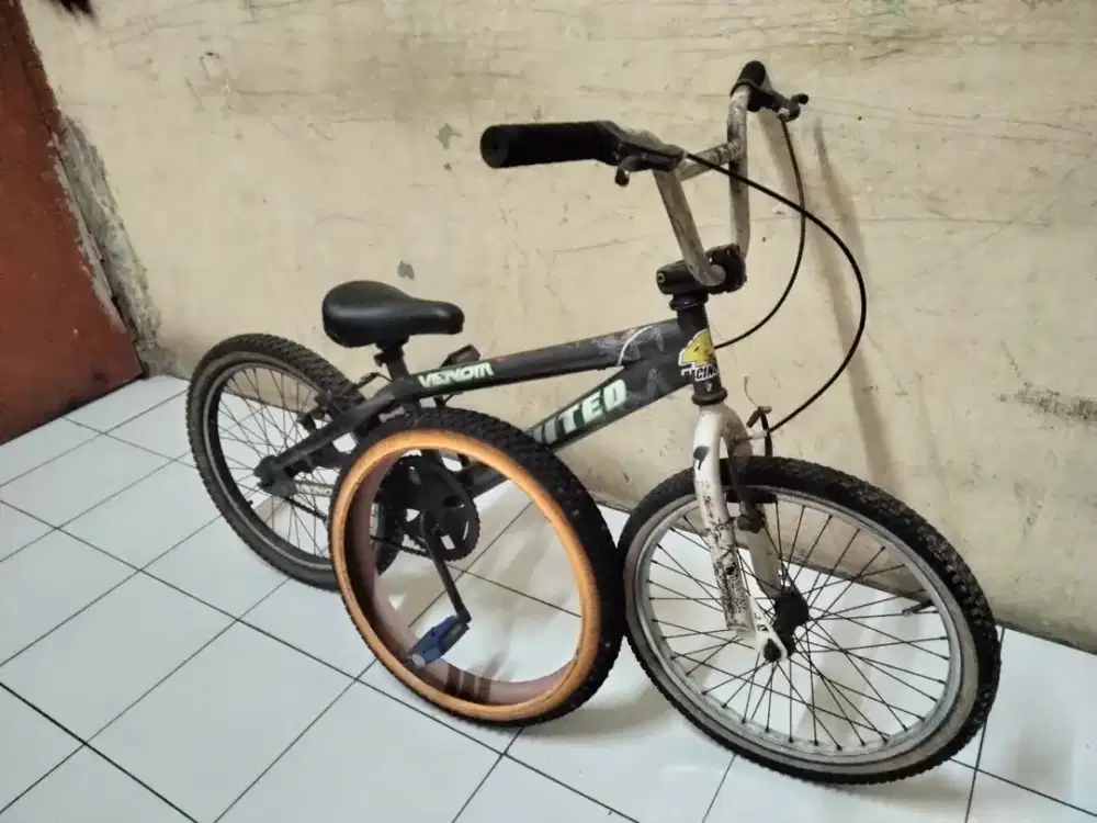 Sepeda Bmx bekas merek united