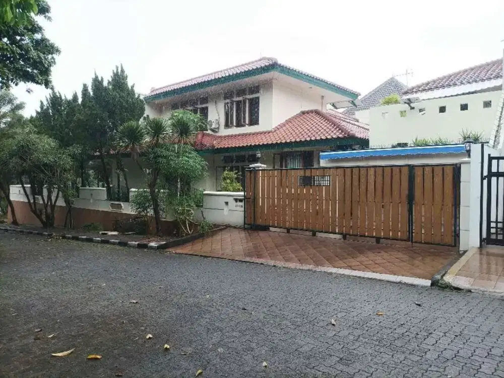 Rumah Hoek 2 Lantai di Jupiter Villa Cinere Mas Ciputat Timur