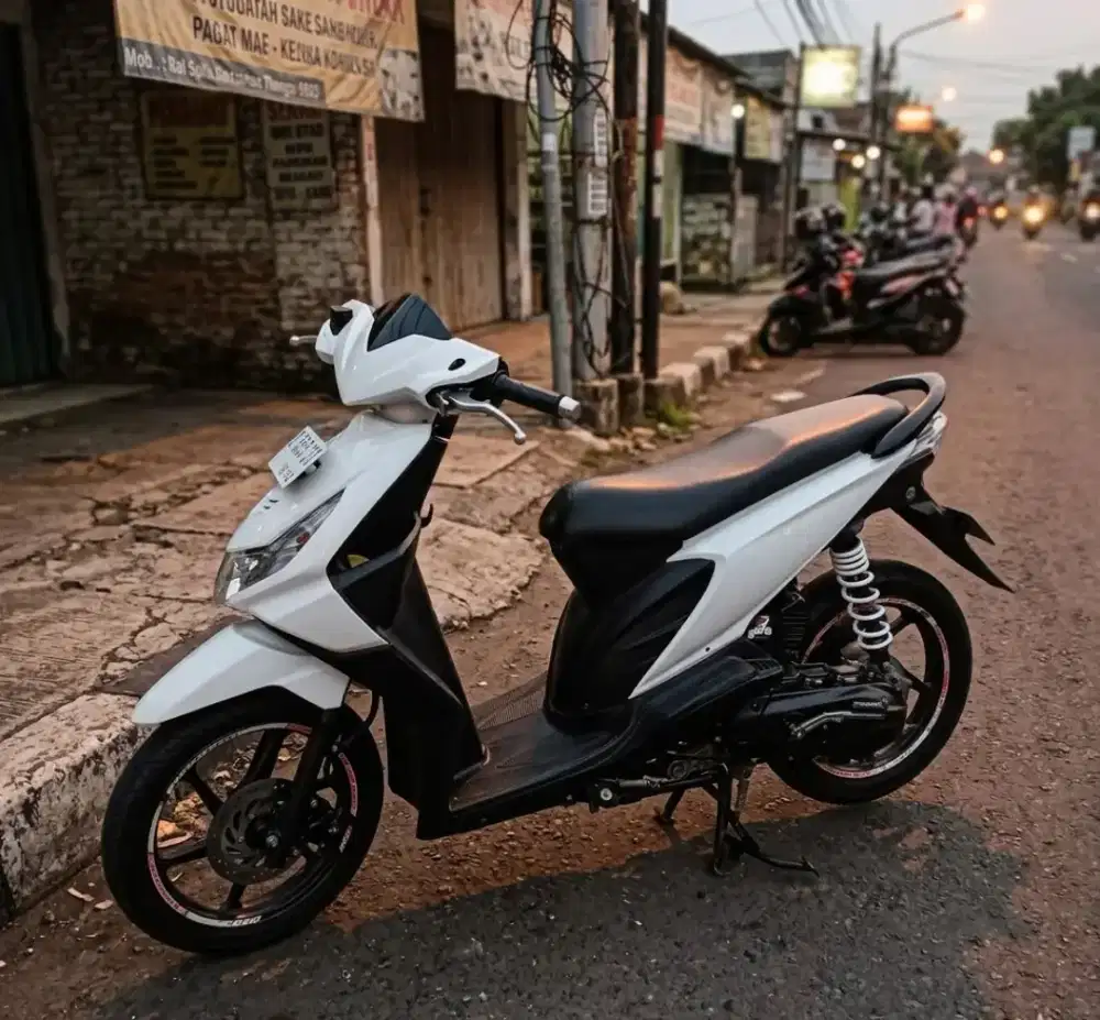 Honda beat karbu 2010 km 20ribu