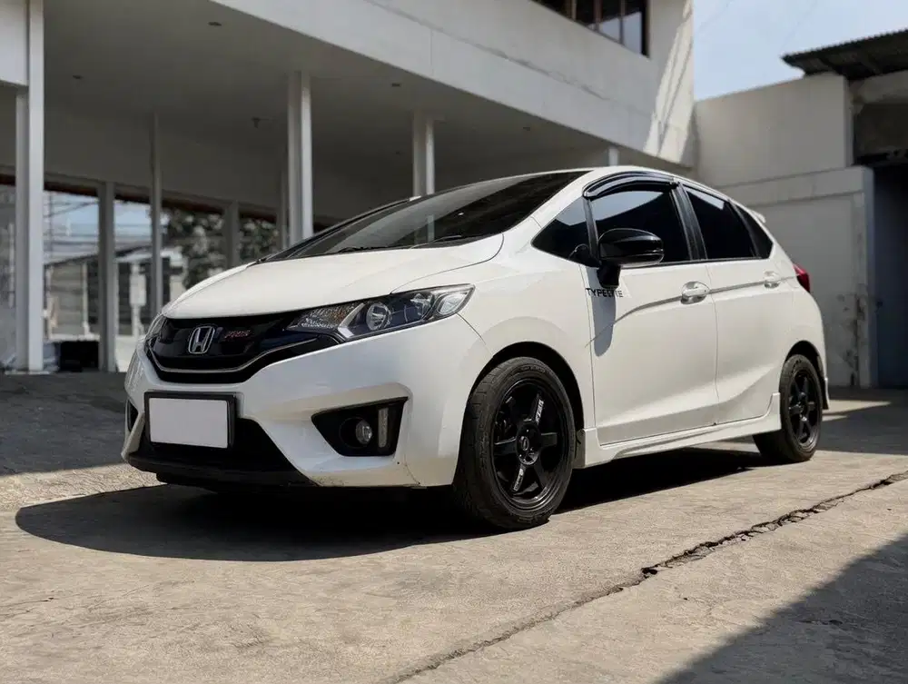 Honda Jazz RS CVT AT 2016